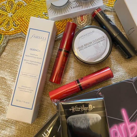 NWT Makeup Bundle Barbarella Kat Von D Morphe NYX - Picture 3 of 5